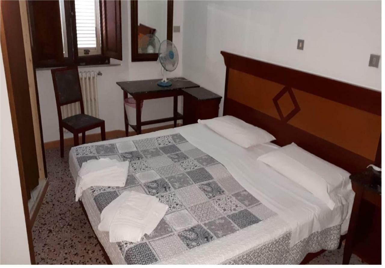 Hotel Stella Follonica Exteriér fotografie
